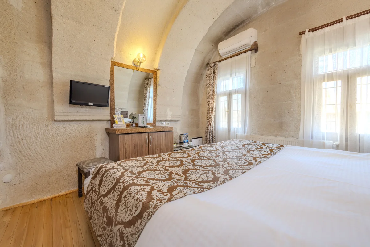 118 Junior Mağara Odası