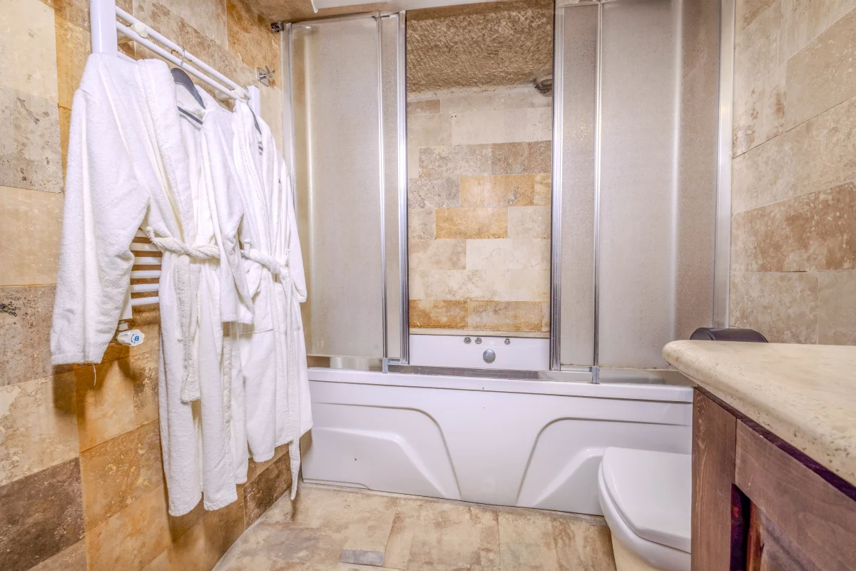 119 Junior Mağara Odası