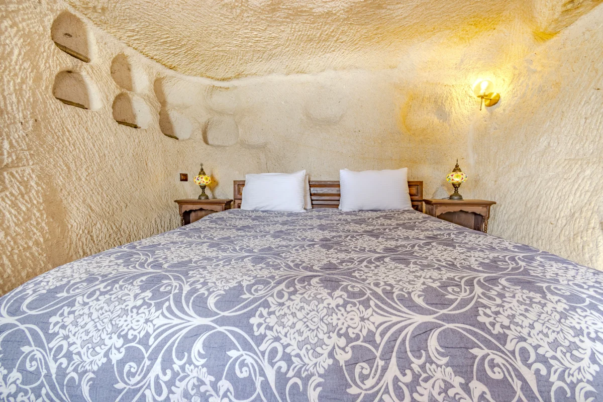 121 Junior Mağara Odası